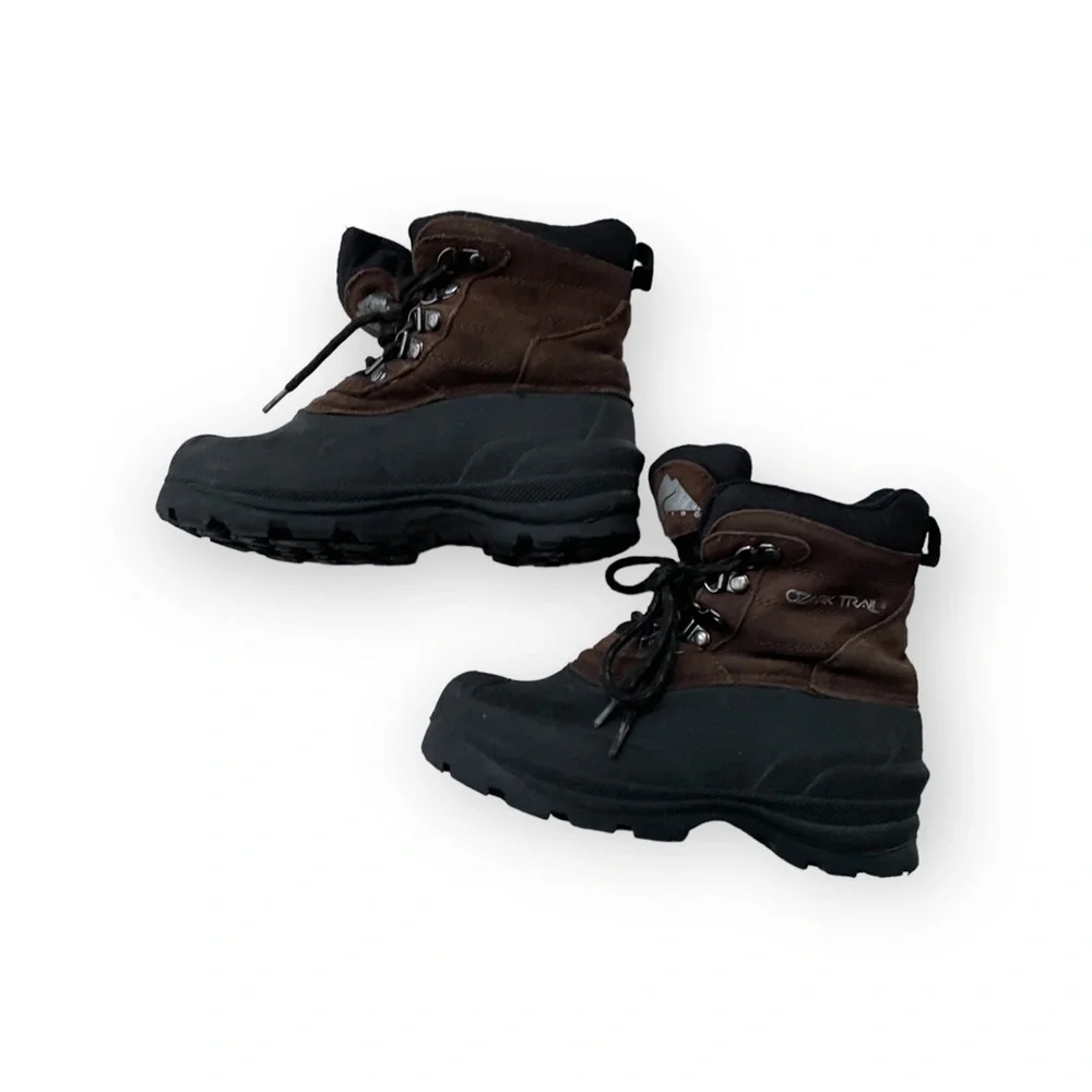 Kids Ozark Trail size 13 boots